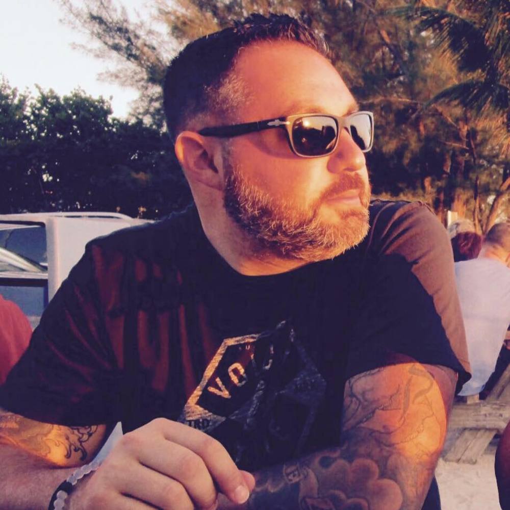 Meet your Posher, Zachary